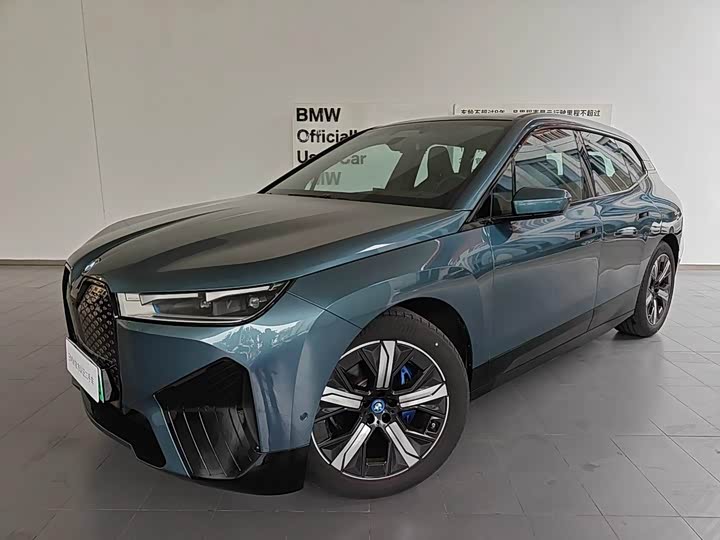 BMW iX 2023 xDrive40