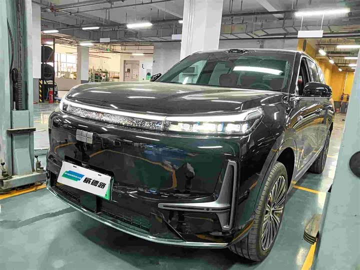 Galaxy M9 2025 210km AWD Pilot Edition