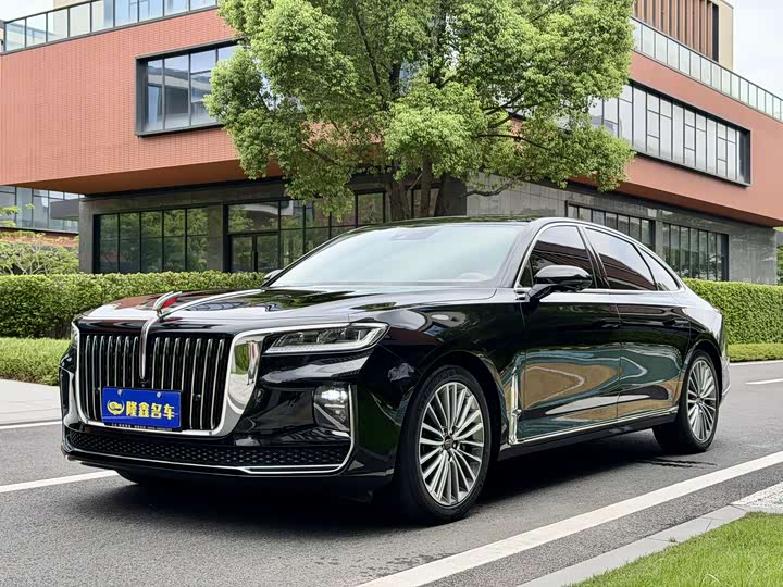 Hongqi H9 2022 2.0T Zhilian Flagship Edition