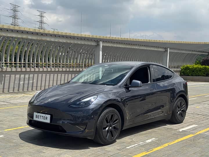 Model Y 2024 rear-wheel drive version