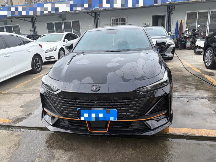 Changan UNI-V 2022 1.5T sports version
