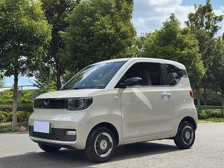 Hongguang MINI EV 2022 Macaron Premium Edition LFP