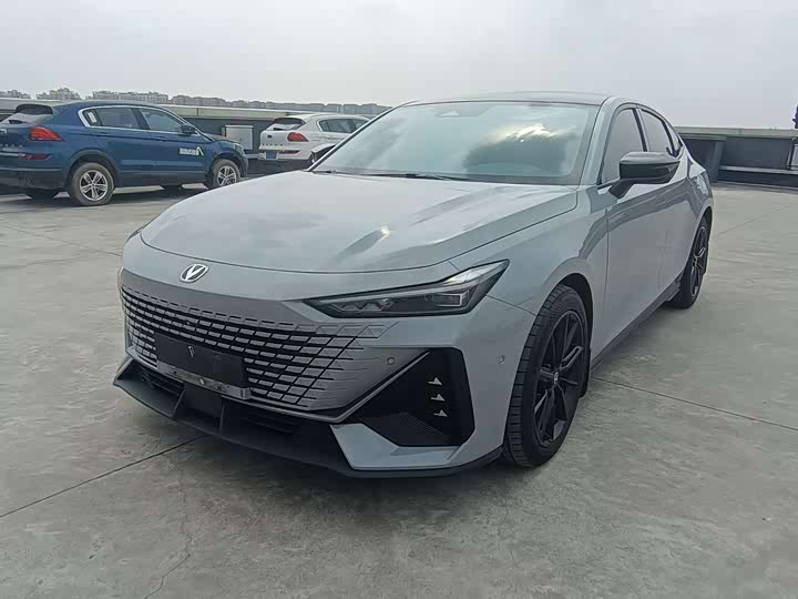 Changan UNI-V 2022 1.5T sports version