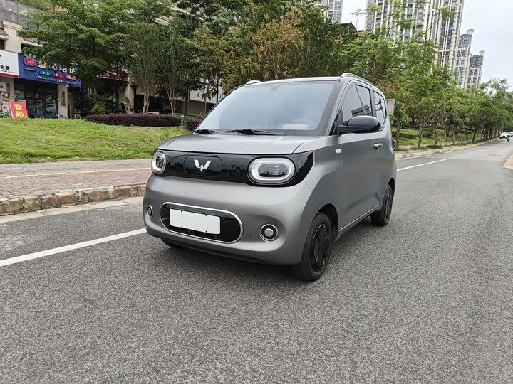 Hongguang MINIEV 2024 third generation 215km advanced version