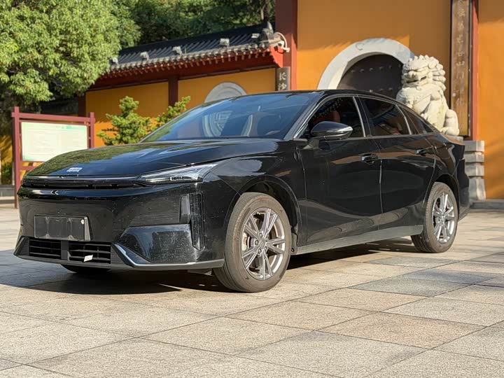 Galaxy L6 2025 EM-i 140km Starship Edition