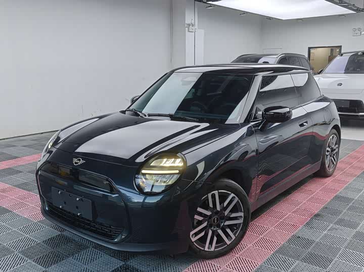 Electric MINI COOPER 2025 456km COOPER E Classic