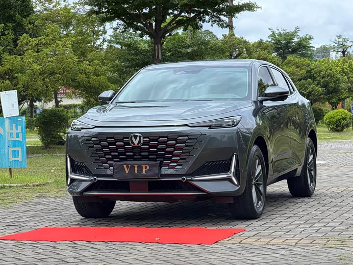 Changan UNI-K 2024 2.0T two-wheel drive Yueshang model