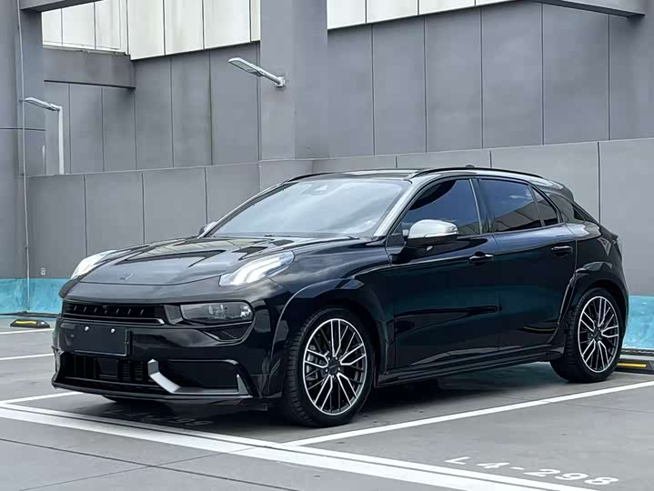 Lynk & Co 02 Hatchback 2021 2.0TD Halo Driving Control Kit Edition