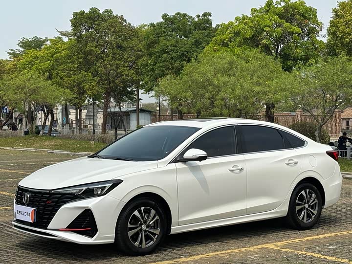 Eado 2024 PLUS Blue Whale NE 1.4T GDI DCT High-Energy Edition