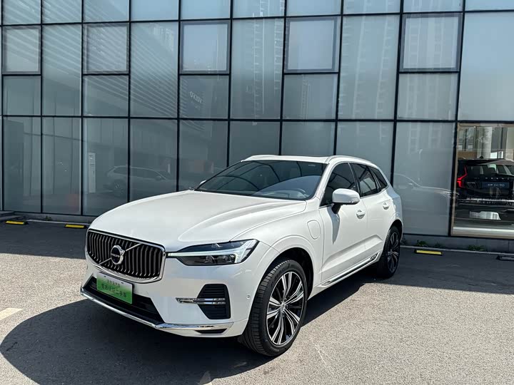 Volvo XC60 plug-in hybrid 2022 T8 plug-in hybrid long-range four-wheel drive Zhiyuan luxury version