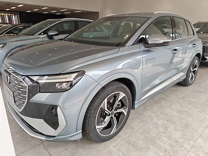 Audi Q4 e-tron 2024 40 e-tron Creative Edition