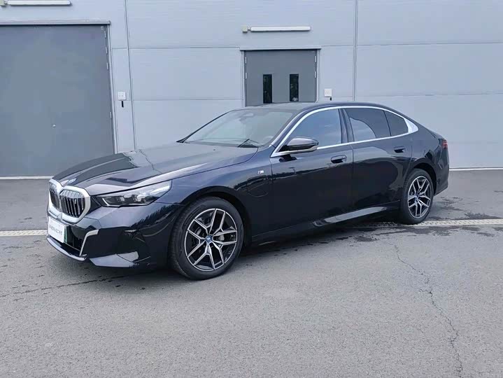 BMW i5 2025 eDrive 35L M Sports Package