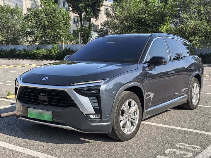 NIO ES8 2022 75kWh six-seater version