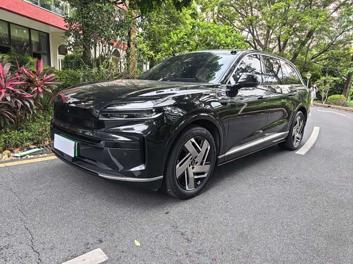 Ledo L90 2025 Ultra six-seater version