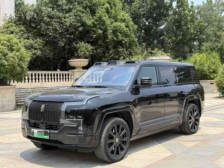 Yangwang U8 L 2025 Prestige Edition