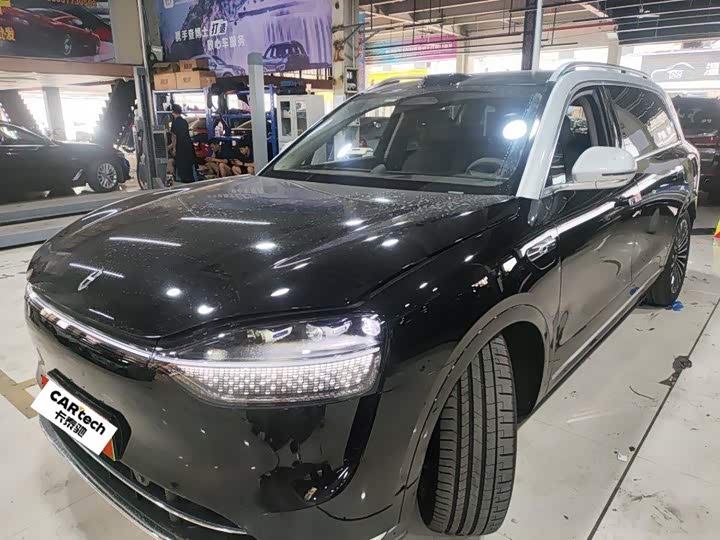 Wenjie M9 2024 extended range Ultra version 52kWh 5-seater version