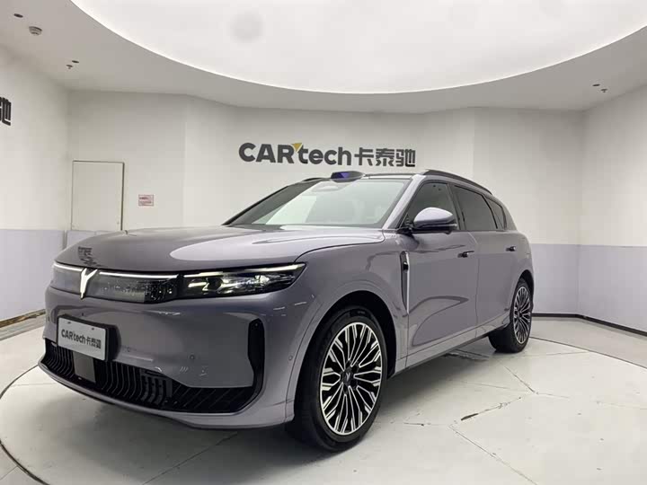 Lantu FREE 2025 FREE rear-wheel drive Qiankun version