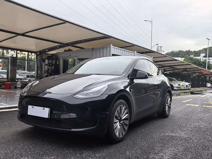 Model Y 2022 Refresh RWD