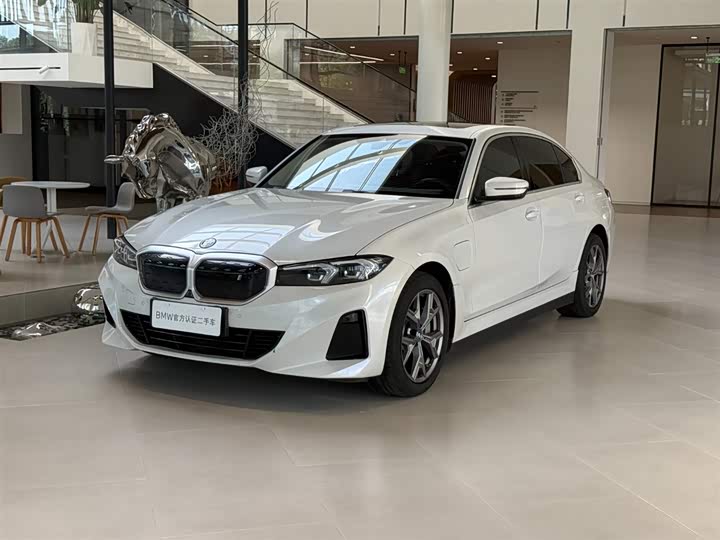 BMW i3 2024 eDrive 35 L