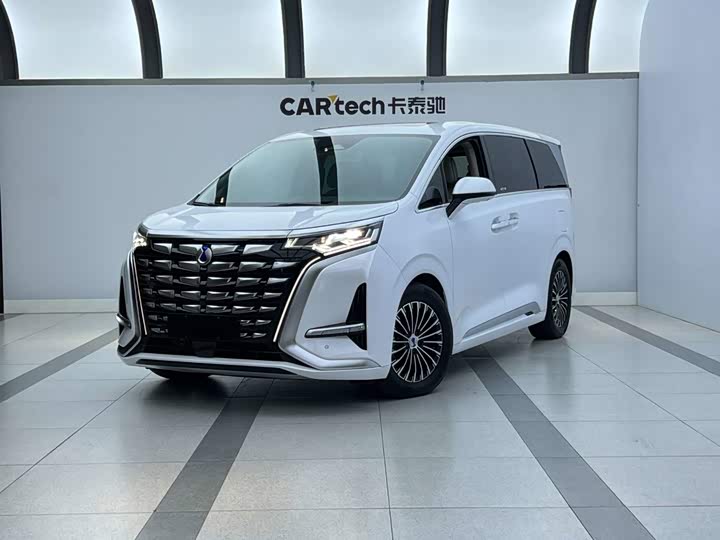 Denza D9 2024 DM-i 980 four-wheel drive premium model