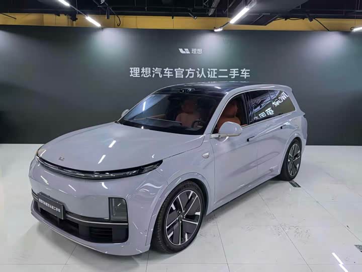 Ideal L9 2025 Ultra smart refresh version