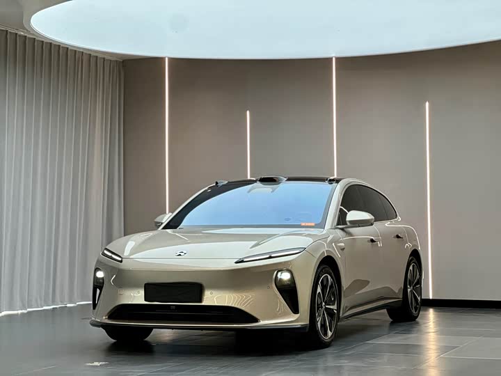 NIO ET5T 2024 model 75kWh Touring