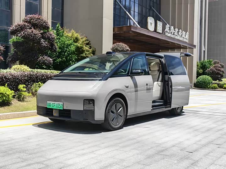 Ideal MEGA 2024 Ultra