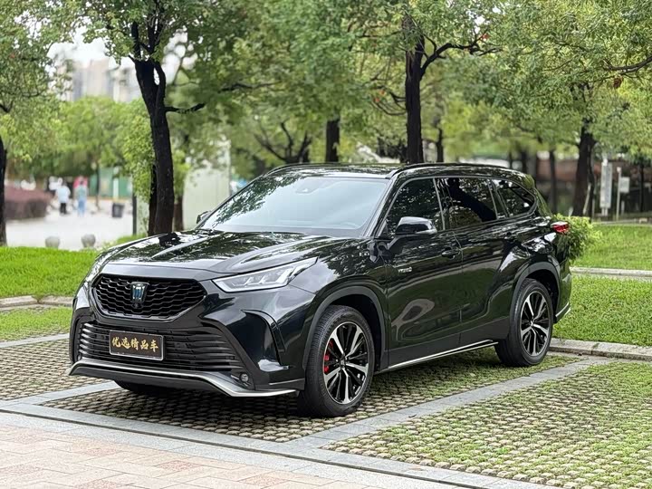 Crown Lufang 2022 2.5L HEV four-wheel drive premium version