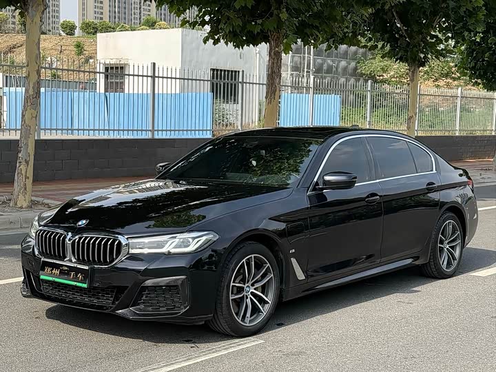BMW 5 Series New Energy 2022 535Le M Sports Package