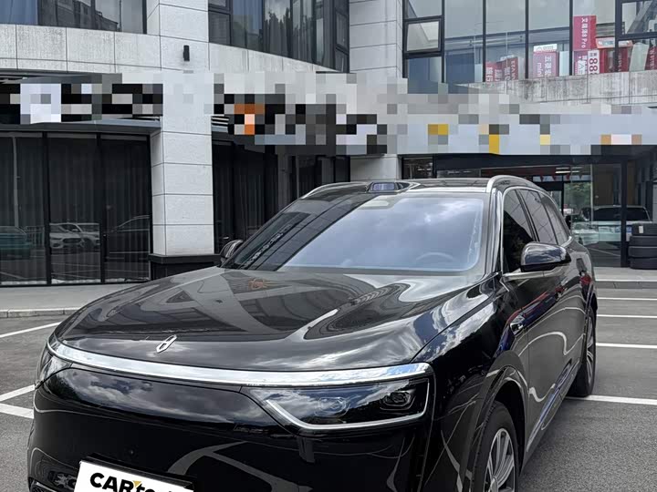 Wenjie M8 2025 pure electric Max five-seat long-range version (192-line lidar)