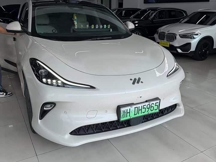 Zhiji LS6 2025 Smart Lizard Driving Edition