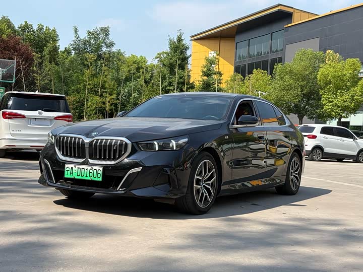 BMW i5 2025 eDrive 35L M Sports Package