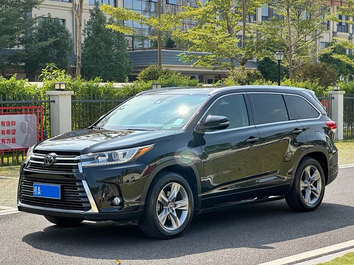 Highlander 2021 2.0T four-wheel drive premium version 7 seats