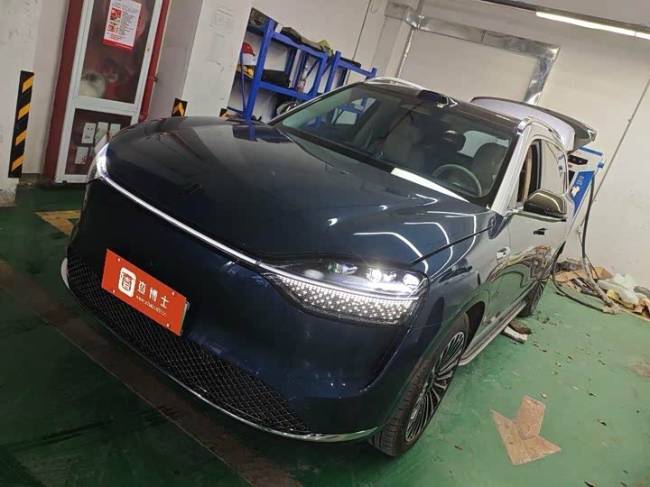 Wenjie M9 2024 pure electric Ultra version 100kWh 6-seater version