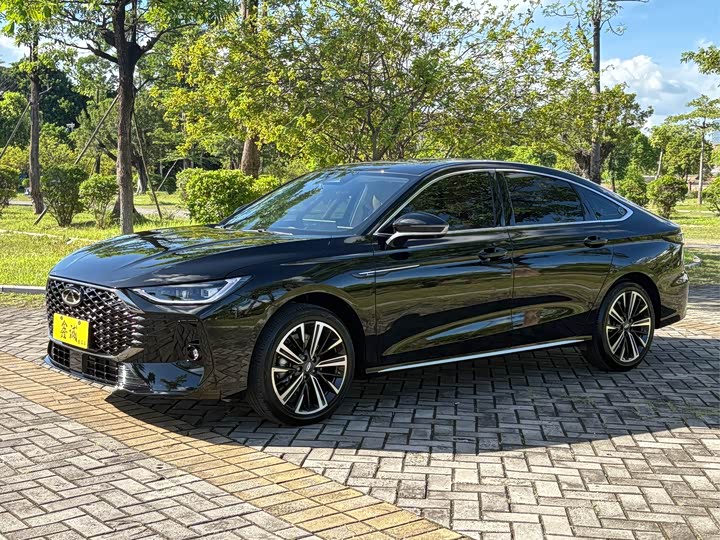 Arrizo 8 PRO 2025 1.6T DCT Luxury