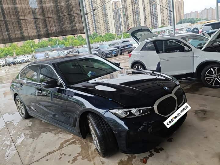 BMW i3 2025 eDrive 35 L