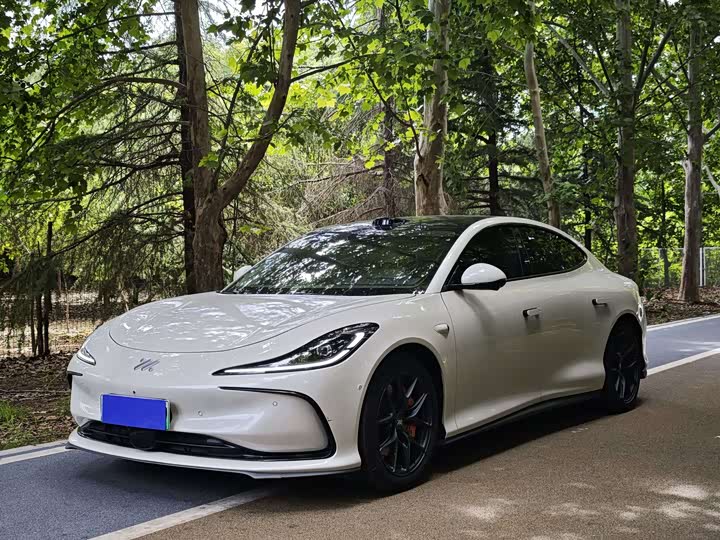 Zhiji L6 2024 Max Standard Edition