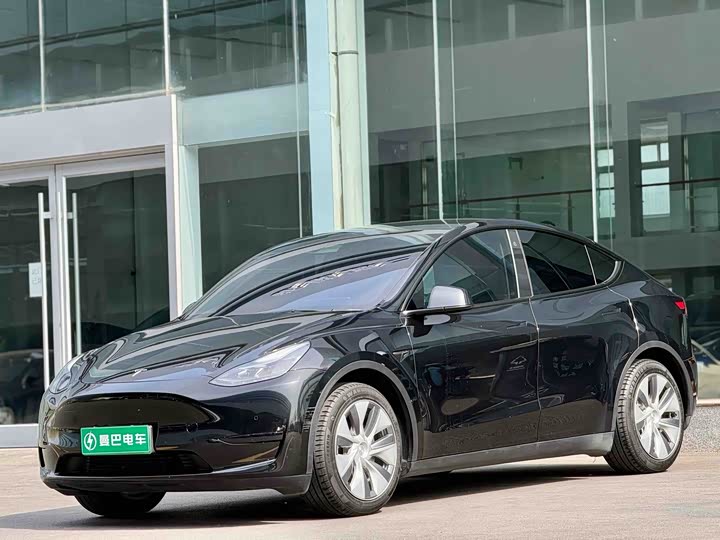 Model Y 2022 Refresh RWD