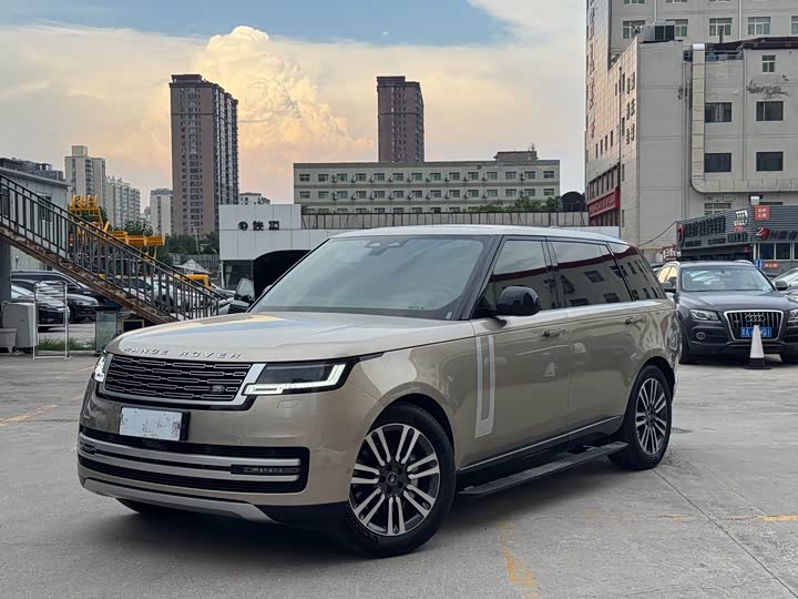 Range Rover 2023 3.0 L6 400PS Genesis Extended Edition