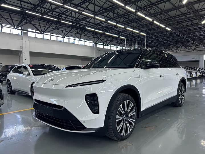 NIO ES8 2023 75kWh Executive Edition
