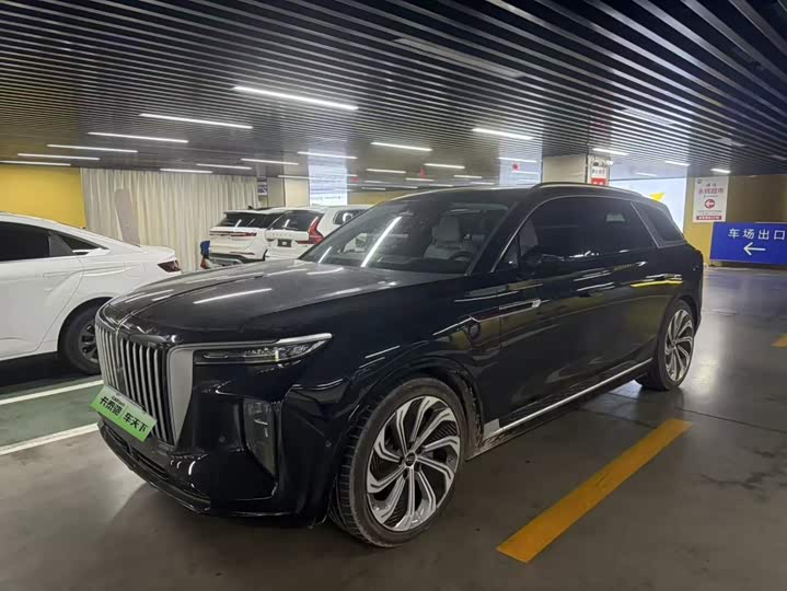 Hongqi E-HS9 2022 model 660km flag collar version four seats