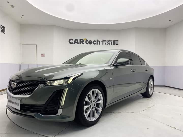 2021 Cadillac CT5 2021 28T luxury model