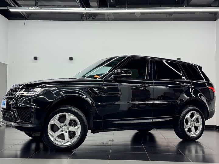 Range Rover Sport New Energy 2021 P400e SE