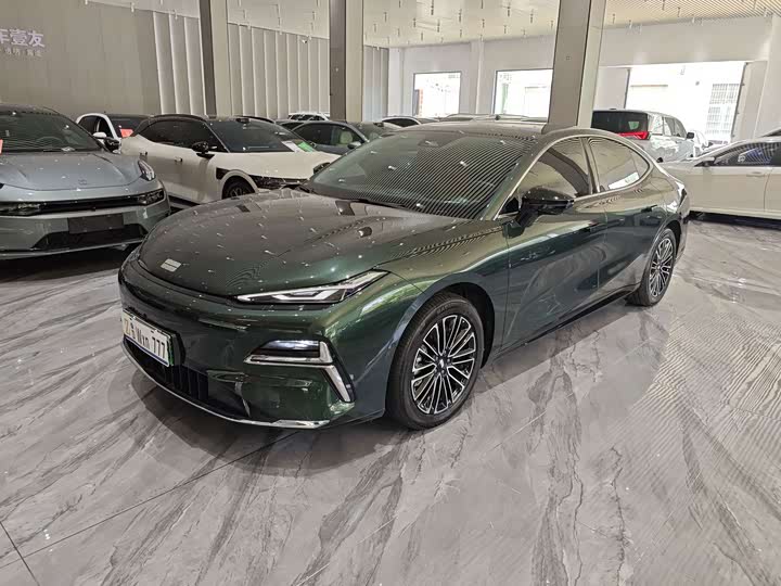 Galaxy Star 8 2025 130km EM-i Exclusive Edition