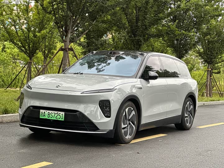 NIO ES8 2023 model 75kWh