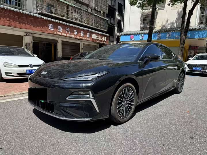 Galaxy Star 8 2025 130km EM-i Premium Edition