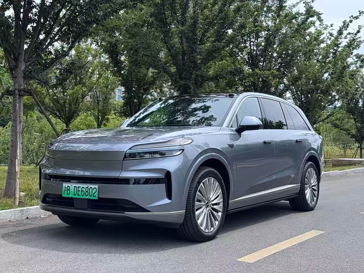 Ledo L90 2025 Ultra six-seater version