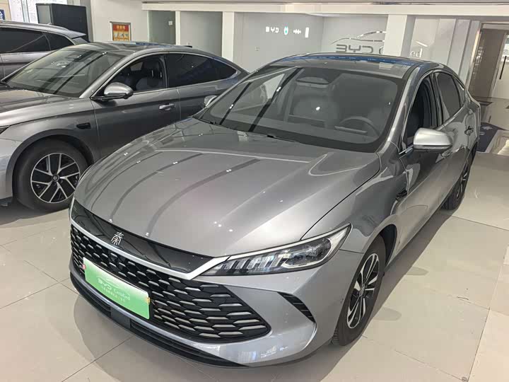Qin PLUS 2025 DM-i Smart Driving Edition 120KM Transcendent Type