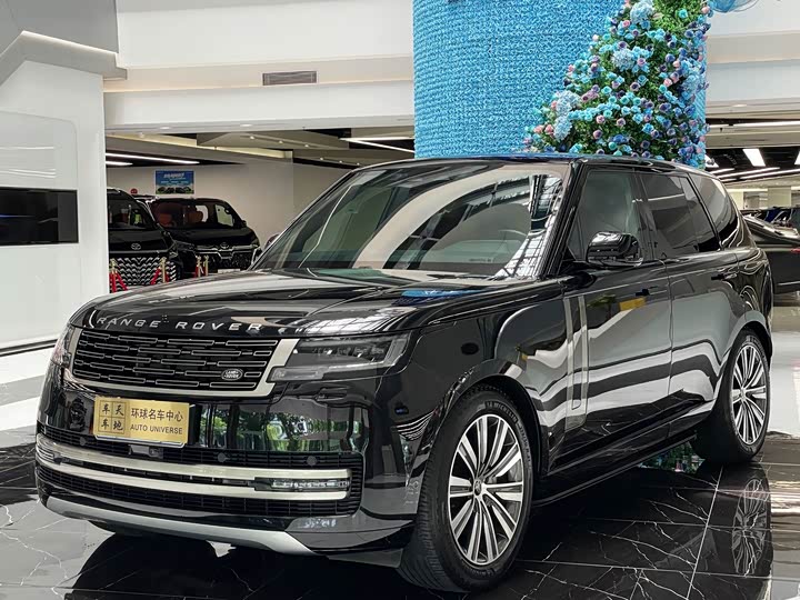 Range Rover 2023 3.0 L6 360PS Grand Edition
