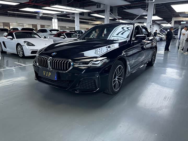 BMW 5 Series 2022 Facelift II 525Li M Sport Package